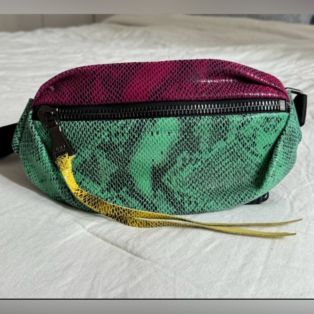 MILAN BUM BAG in Multi Cobra